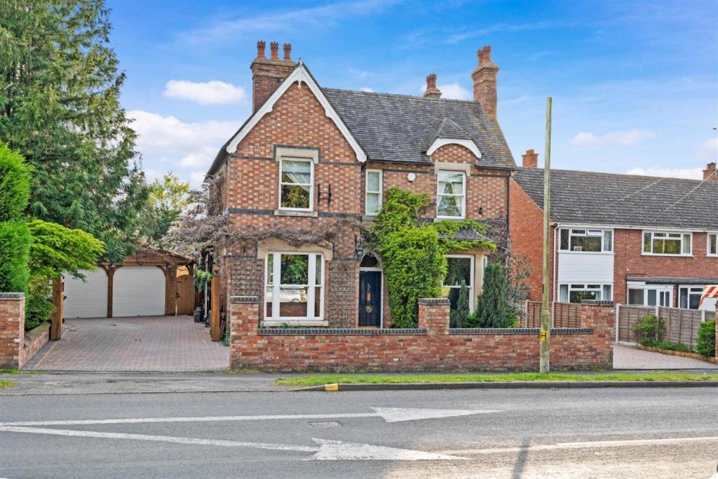 The Corner House, 36, Broadway Road, Daire Evesham Dış mekan fotoğraf